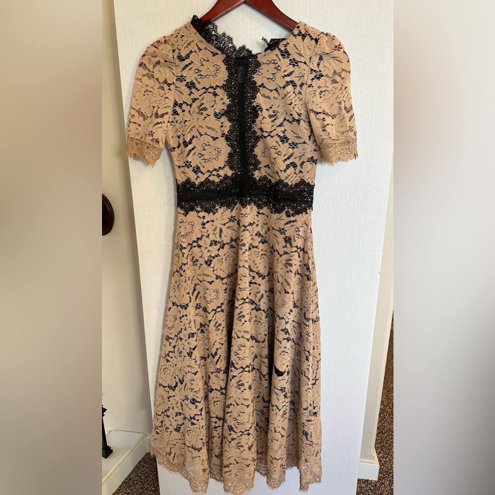 Casual and elegant dress